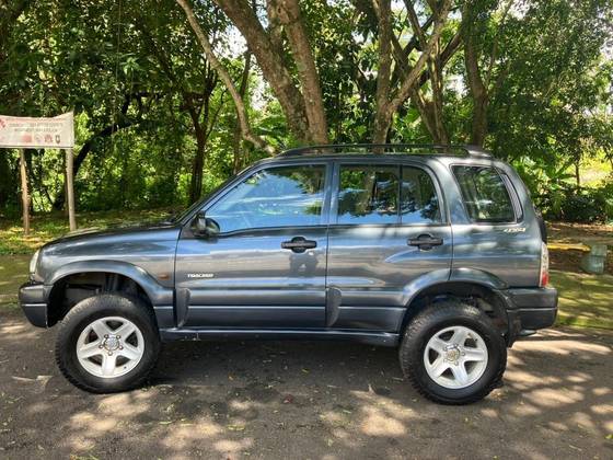 CHEVROLET TRACKER 2.0 4X4 16V GASOLINA 4P MANUAL